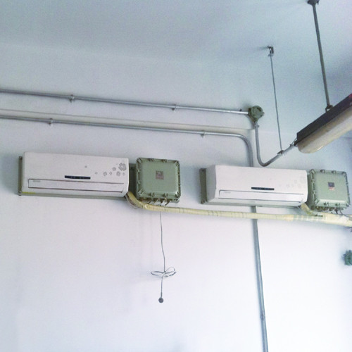 Wall-mounted explosion-proof positive pressure air conditioner
